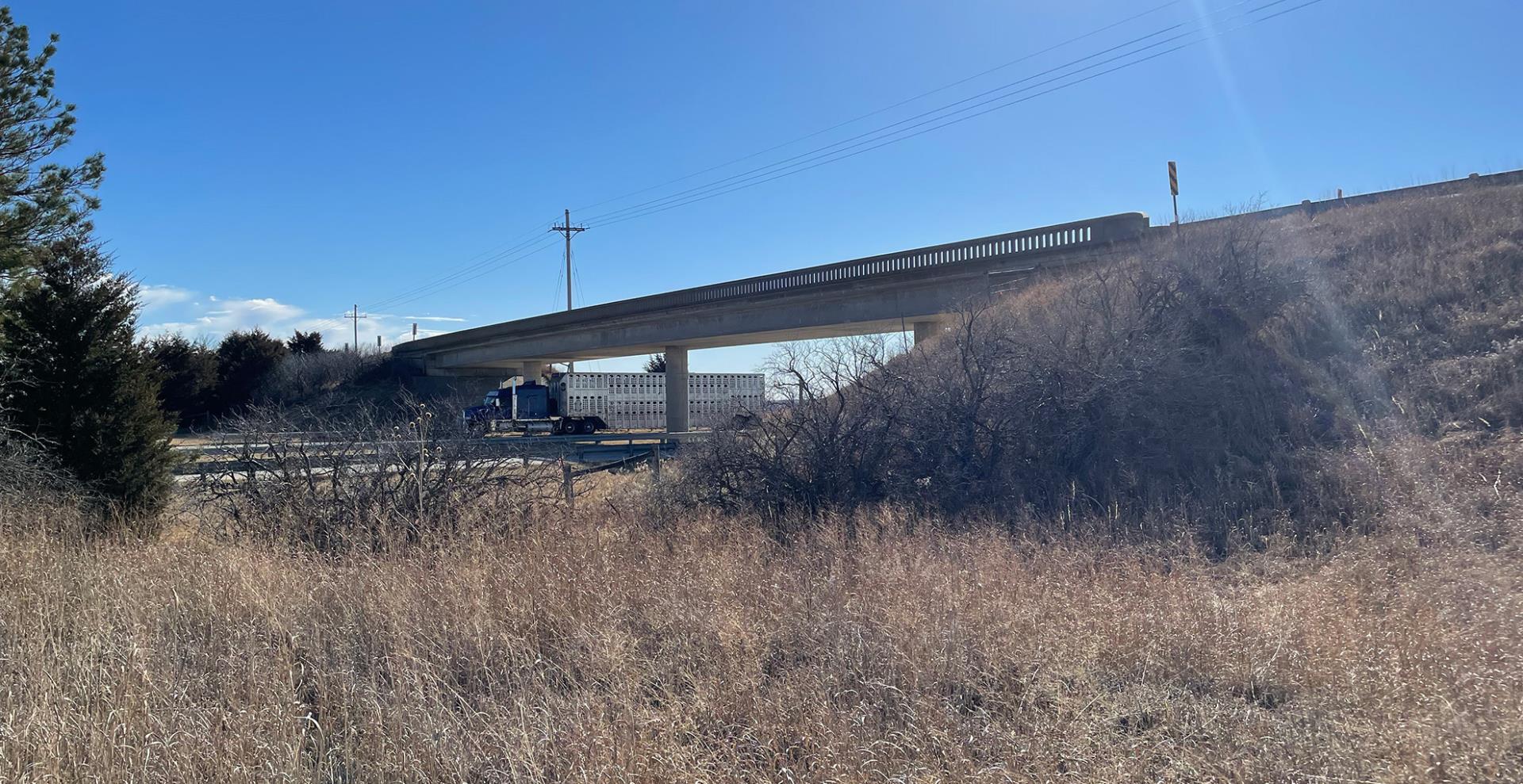 Taylor Road bridge over I-70